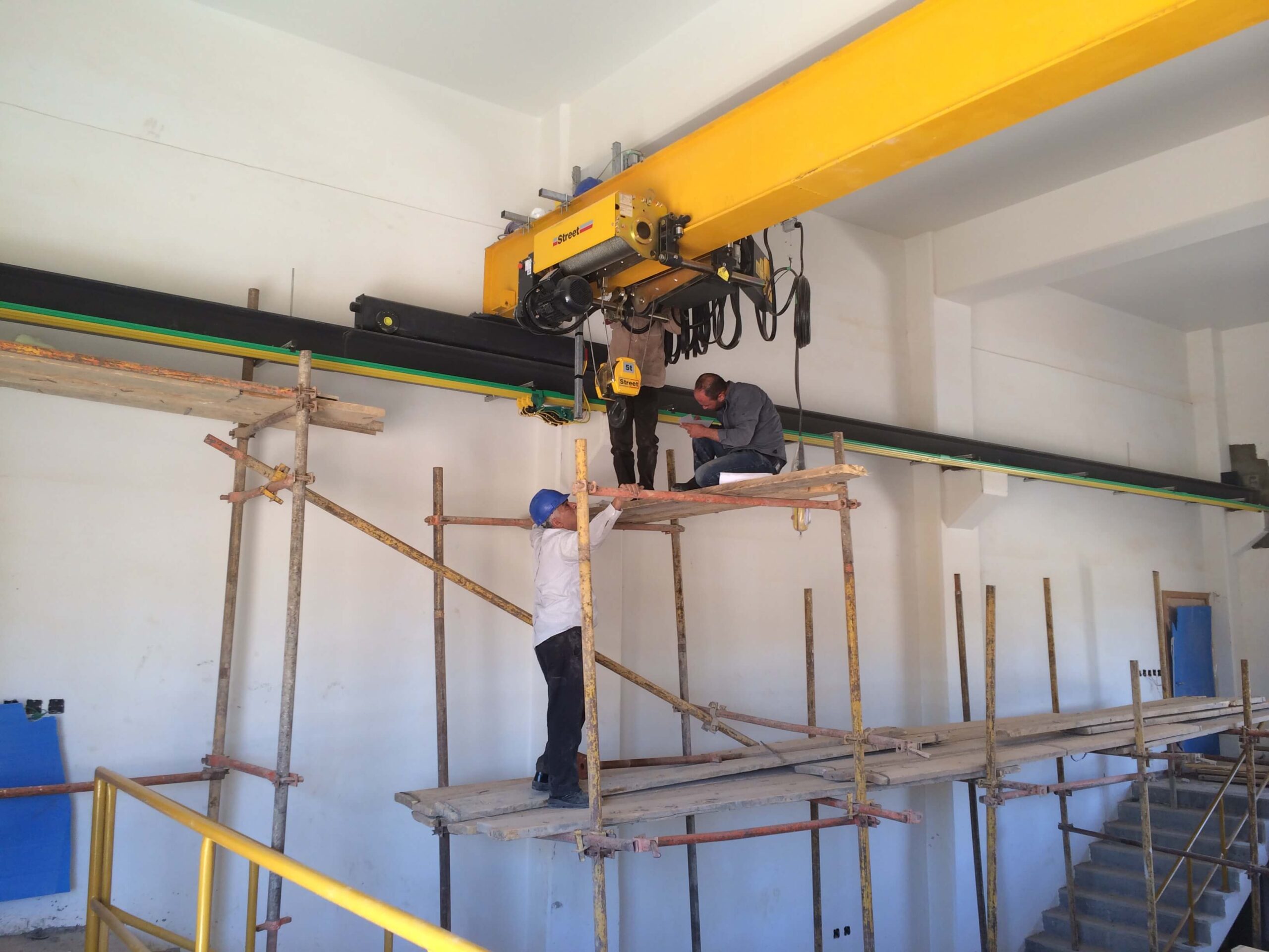 Single Girder Overhead Crane Jordan, being inspected before use.